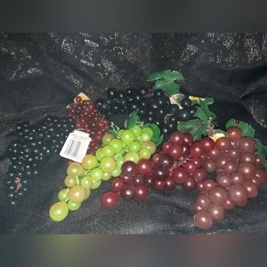 Teters faux grapes lot